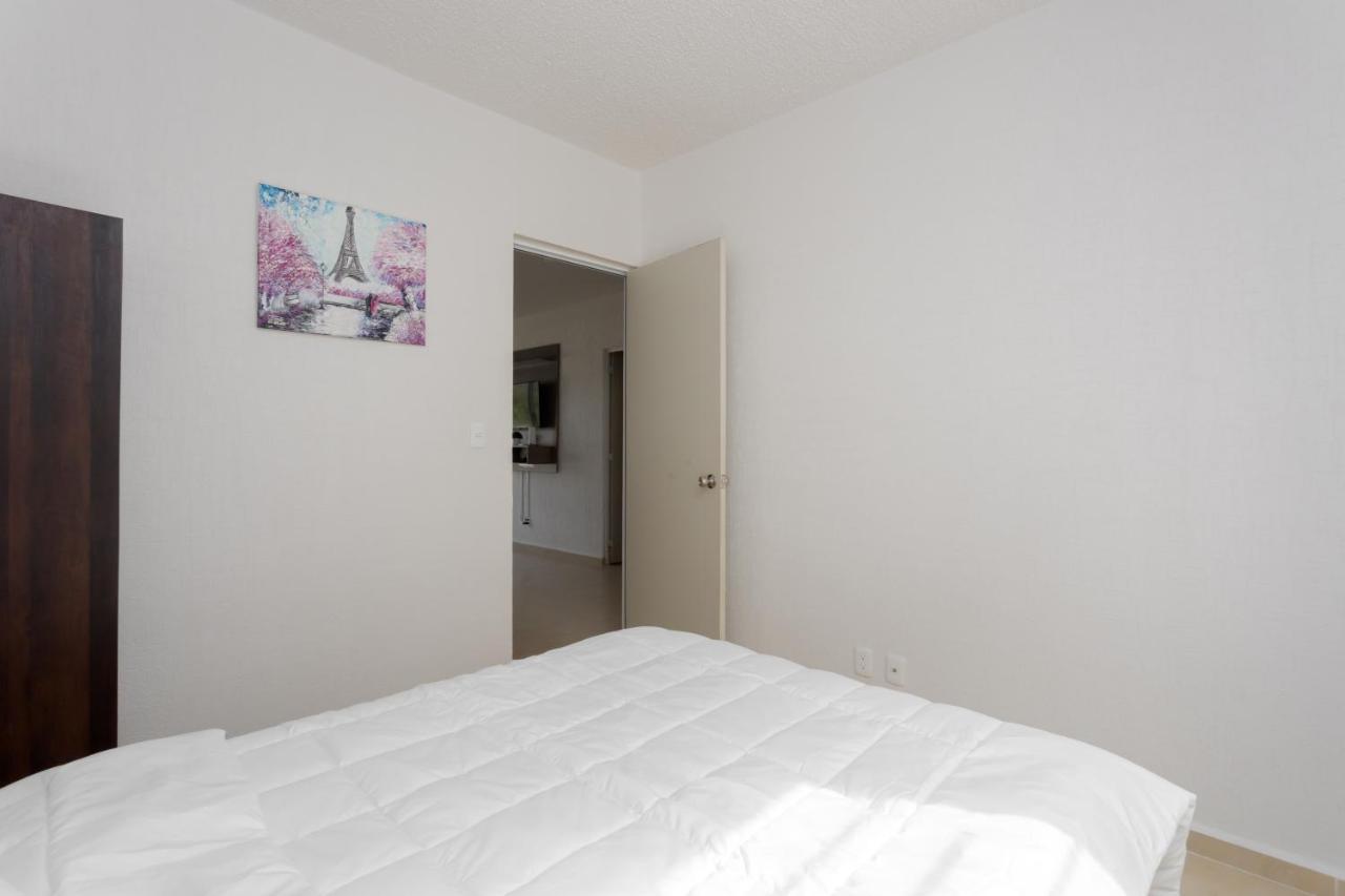 Apartamento Departamento Vacacional En Playa Del Carmen. *